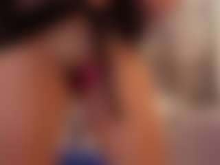 Renatta Cruz's Live Sex Cam Show