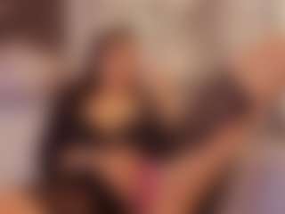 Renatta Cruz's Live Sex Cam Show