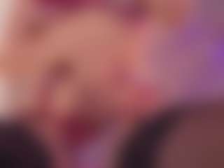 Renatta Cruz's Live Sex Cam Show