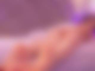 Renatta Cruz's Live Sex Cam Show