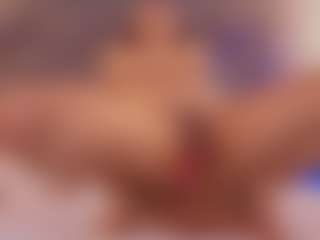 Renatta Cruz's Live Sex Cam Show