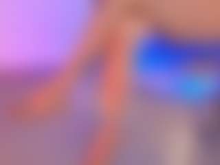 Live cam show with Renatta Cruz - Bush on Mixed Magazine Live