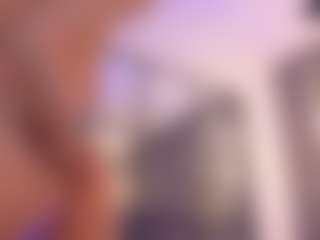 Renatta Cruz's Live Sex Cam Show