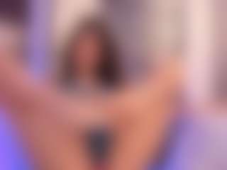 Renatta Cruz's Live Sex Cam Show