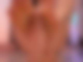 Renatta Cruz's Live Sex Cam Show