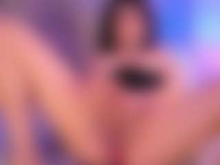 Live cam show with Renatta Cruz - Small Tits on CSO-WL