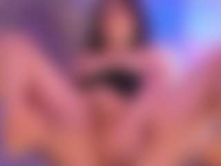 Renatta Cruz's Live Sex Cam Show