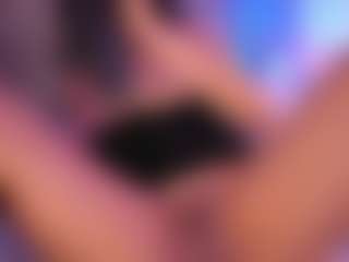 Renatta Cruz's Live Sex Cam Show