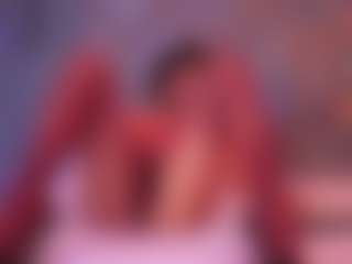 Live cam show with Renatta Cruz - Brown Hair on Strip Flash - Live Sex Shows