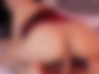 Renatta Cruz's Live Sex Cam Show