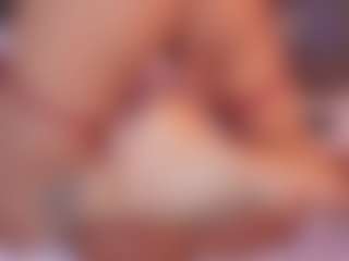 Renatta Cruz's Live Sex Cam Show