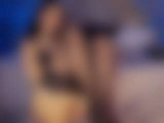 Renatta Cruz's Live Sex Cam Show