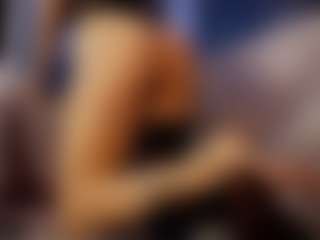Live cam show with Renatta Cruz - Big Ass on Uber Horny