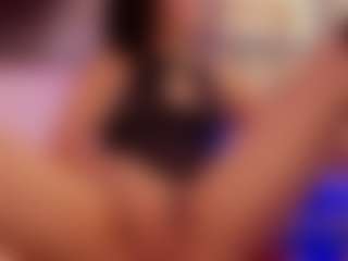 Renatta Cruz's Live Sex Cam Show