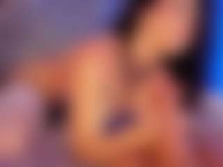 Live cam show with Renatta Cruz - Small Tits on madthumbs
