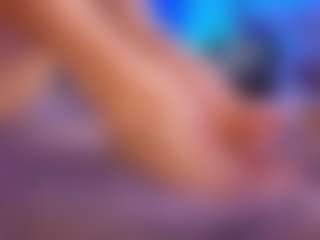 Renatta Cruz's Live Sex Cam Show