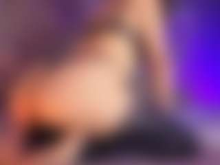 Renatta Cruz's Live Sex Cam Show