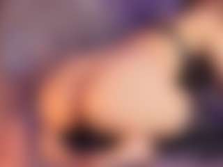 Renatta Cruz's Live Sex Cam Show