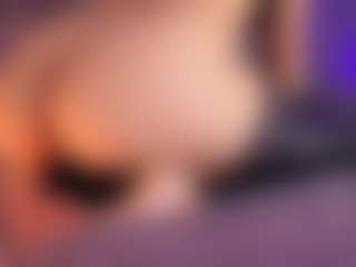 Renatta Cruz's Live Sex Cam Show