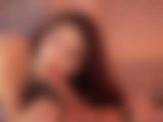 Renatta Cruz's Live Sex Cam Show