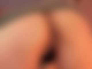 Renatta Cruz's Live Sex Cam Show