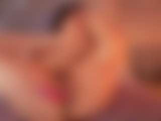 Renatta Cruz's Live Sex Cam Show