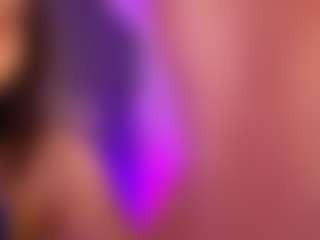 Live cam show with Renatta Cruz - Bush on camwithhim.com