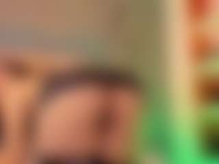 Renatta Cruz's Live Sex Cam Show