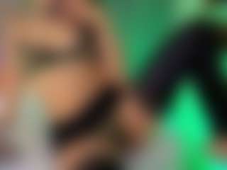 Renatta Cruz's Live Sex Cam Show