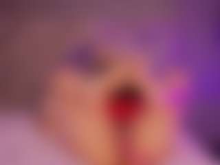 Renatta Cruz's Live Sex Cam Show