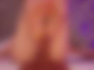 Renatta Cruz's Live Sex Cam Show