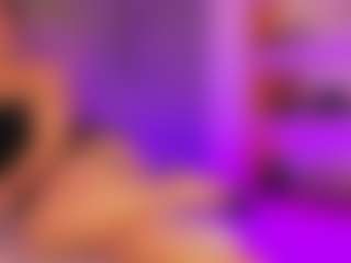 Renatta Cruz's Live Sex Cam Show