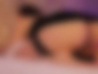 Renatta Cruz's Live Sex Cam Show