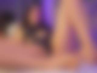 Renatta Cruz's Live Sex Cam Show