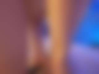 Renatta Cruz's Live Sex Cam Show