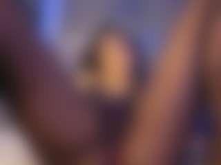 Live cam show with Renatta Cruz - Foot Fetish on Chatstar