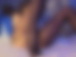 Renatta Cruz's Live Sex Cam Show