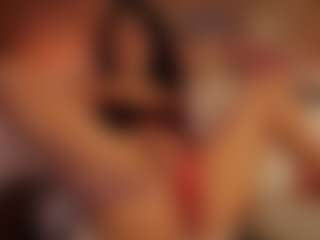 Renatta Cruz's Live Sex Cam Show