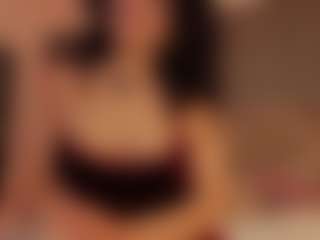 Renatta Cruz's Live Sex Cam Show