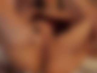Renatta Cruz's Live Sex Cam Show