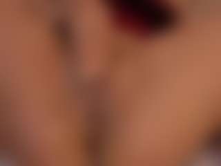 Renatta Cruz's Live Sex Cam Show