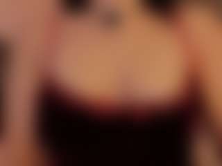 Renatta Cruz's Live Sex Cam Show