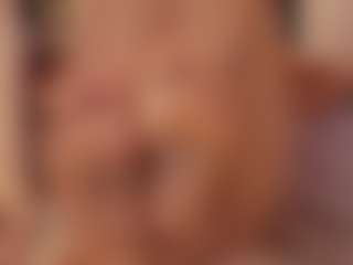 Renatta Cruz's Live Sex Cam Show