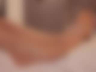 Renatta Cruz's Live Sex Cam Show