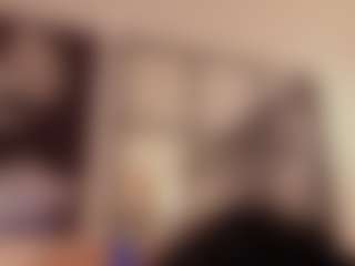 Renatta Cruz's Live Sex Cam Show