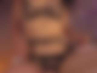 Renatta Cruz's Live Sex Cam Show