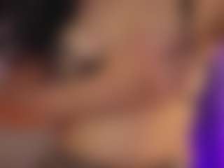 Renatta Cruz's Live Sex Cam Show