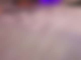 Live cam show with Renatta Cruz - Athletic Lush on luckytryst.com
