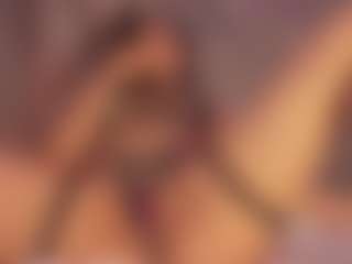 Renatta Cruz's Live Sex Cam Show