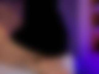 Renatta Cruz's Live Sex Cam Show